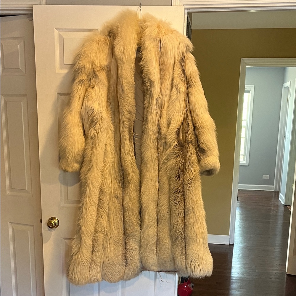 York Furrier full length Scandinavian Fox coat.  Total luxury.